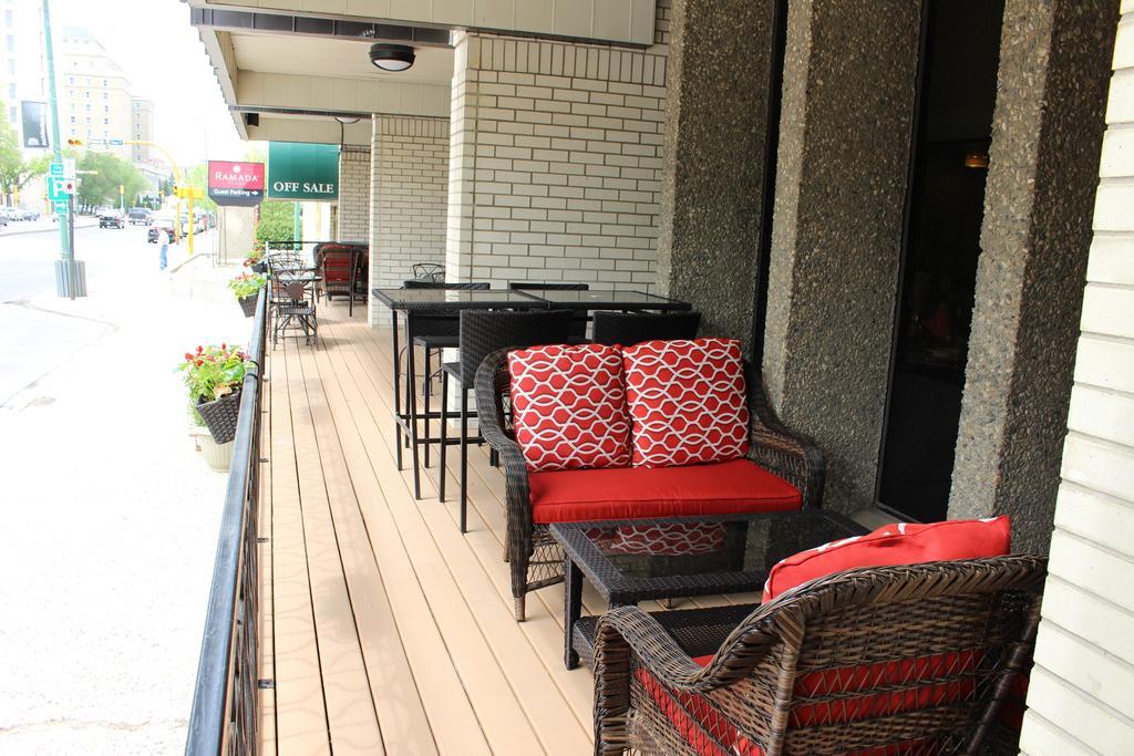 Ramada Plaza By Wyndham Regina Downtown Hotel Exterior photo